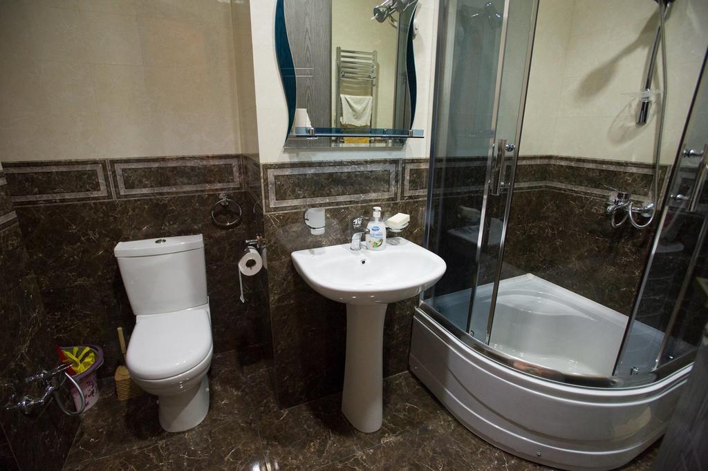 Batumi Appartments Pokój zdjęcie